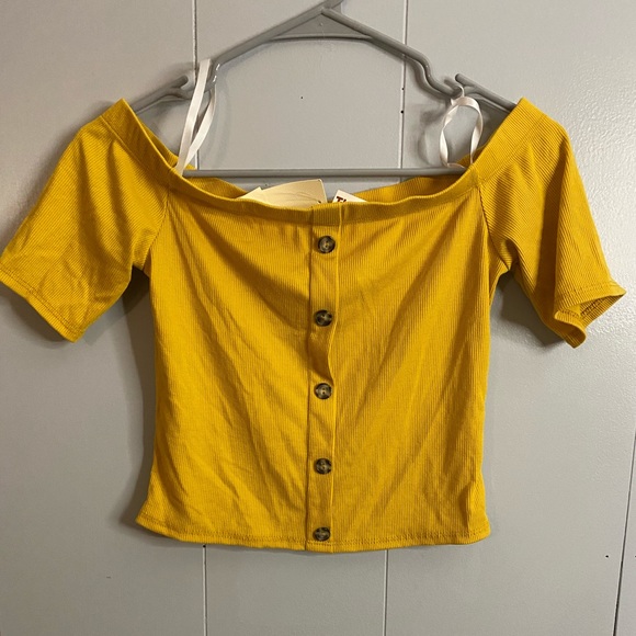 Never worn Yellow crop top - Picture 1 of 2